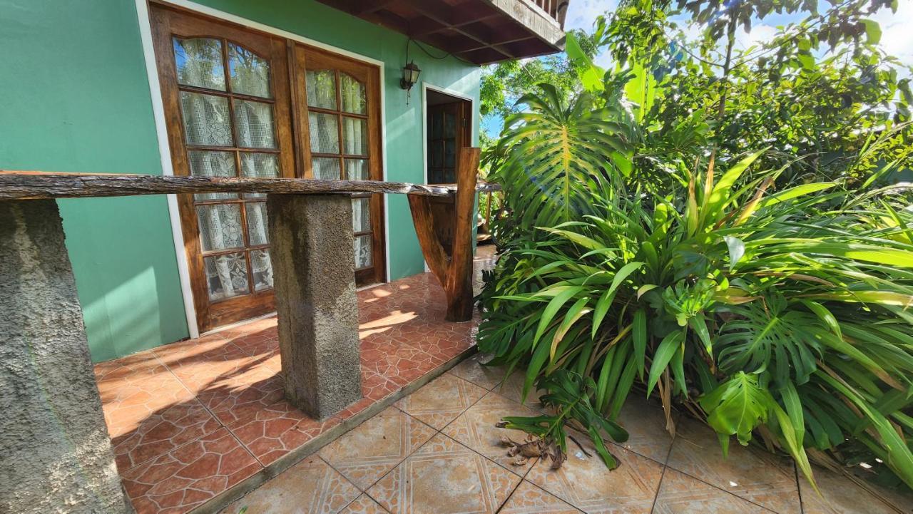Cabanas Manuto Hanga Roa Exterior foto